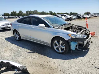 2016 Ford Fusion SE with VIN 3FA6P0H71GR118730, listed as a Copart auction lot 63500985 with 84,563 mi miles and Salvage title. Bid and sale history available at DreamBid. Image 4.