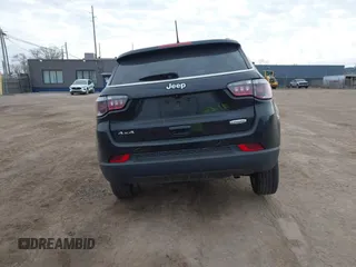 2022 Jeep Compass Latitude with VIN 3C4NJDBB6NT117925, listed as a IAAI auction lot 41779788 with 58,480 mi miles and . Bid and sale history available at DreamBid. Image 16.