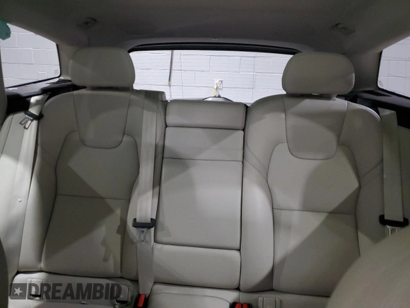 2020 Volvo XC60 Inscription with VIN YV4A22RL0L1549281, listed as a Copart auction lot 44229645 with 80,221 mi miles and Salvage title. Bid and sale history available at DreamBid. Image 10.