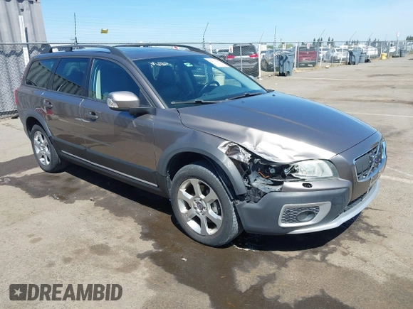 2008 Volvo XC70 with VIN YV4BZ982681037503, listed as a IAAI auction lot 42170388 with 192,516 mi miles and . Bid and sale history available at DreamBid. Image 1.
