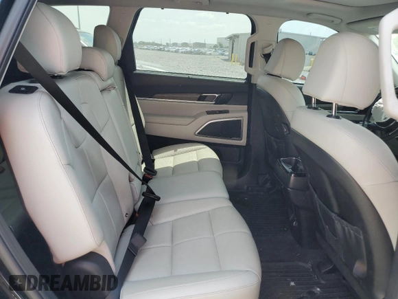 2022 Kia Telluride EX z VIN 5XYP34HC8NG312371, wystawiony jako Copart lot #53323975 z przebiegiem 68 891 mil mil oraz Nie do naprawy • Non repairable. Historia ofert i sprzedaży dostępna na DreamBid. Obrazek 11.