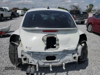 2018 Volkswagen Beetle SE with VIN 3VWJD7AT9JM701884, listed as a Copart auction lot 50260345 with 0 mi miles and Salvage Title. Bid and sale history available at carsss.com. Image 6.