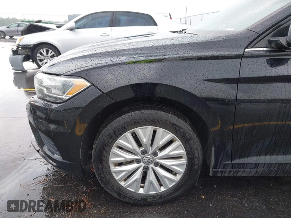 2020 Volkswagen Jetta S z VIN 3VWCB7BU0LM054526, wystawiony jako IAAI lot #42102027 z przebiegiem 75 780 mil mil oraz . Historia ofert i sprzedaży dostępna na DreamBid. Obrazek 18.