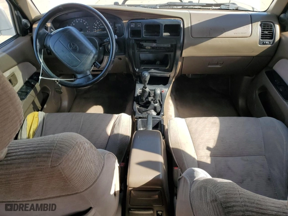 1997 Toyota 4Runner SR5 with VIN JT3HN86R1V0110981, listed as a Copart auction lot 52325785 with 209,337 mi miles and Salvage Title. Bid and sale history available at carsss.com. Image 8.