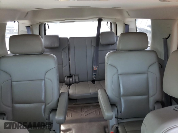 2019 Chevrolet Tahoe LT z VIN 1GNSCBKC8KR396364, wystawiony jako Copart lot #49660755 z przebiegiem 129 014 mil mil oraz Szkoda całkowita • Salvage title. Historia ofert i sprzedaży dostępna na DreamBid. Obrazek 10.
