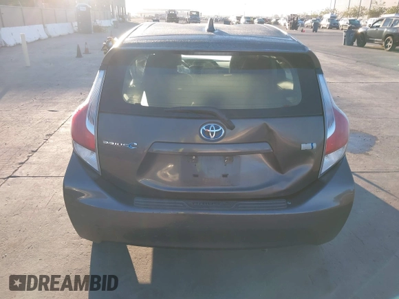 2015 Toyota Prius One with VIN JTDKDTB3XF1581029, listed as a IAAI auction lot 41335950 with 205,490 mi miles and . Bid and sale history available at carsss.com. Image 17.
