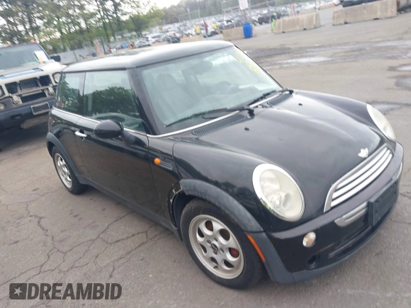 2005 MINI Hardtop with VIN WMWRC33535TJ70850, listed as a IAAI auction lot 42219720 with 66,398 mi miles and . Bid and sale history available at DreamBid. Image 1.