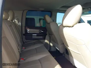 2018 Ram 2500 Laramie with VIN 3C6UR5NL0JG370294, listed as a IAAI auction lot 41637107 with 153,041 mi miles. Bid and sale history available at carsss.com. Image 8.