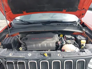 2017 Jeep Renegade Altitude z VIN ZACCJBBB5HPG34172, wystawiony jako IAAI lot #41790112 z przebiegiem 92 148 mil mil oraz . Historia ofert i sprzedaży dostępna na DreamBid. Obrazek 10.