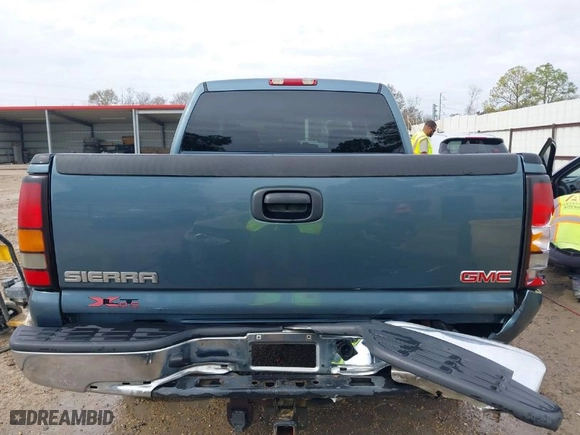 2007 GMC Sierra 1500 Classic SLE1 with VIN 2GTEK13Z571172488, listed as a IAAI auction lot 41397393 with NaN miles. Bid and sale history available at carsss.com. Image 16.