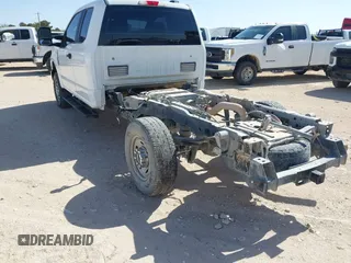 2022 Ford F-250 XL with VIN 1FT7X2B69NED41978, listed as a IAAI auction lot 41949031 with 103,640 mi miles and . Bid and sale history available at DreamBid. Image 3.