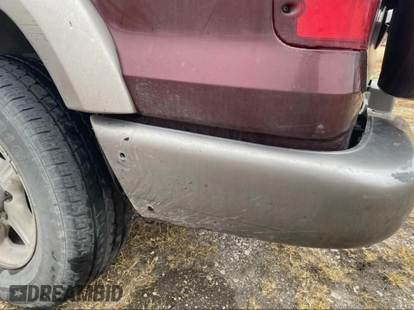 2002 Isuzu Trooper S with VIN JACDS58X727J02138, listed as a IAAI auction lot 41455245 with 186,560 mi miles and . Bid and sale history available at DreamBid. Image 6.