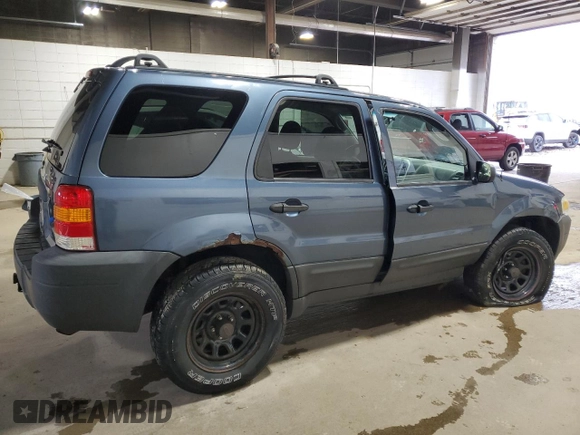 2005 Ford Escape XLT z VIN 1FMYU93145KB29172, wystawiony jako Copart lot #57724475 z przebiegiem 146 236 mil mil oraz Szkoda całkowita • Salvage title. Historia ofert i sprzedaży dostępna na DreamBid. Obrazek 3.