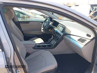 2016 Hyundai Sonata SE with VIN 5NPE24AF9GH325351, listed as a IAAI auction lot 42074939 with 160,663 mi miles and . Bid and sale history available at carsss.com. Image 5.