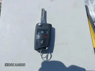 2019 Volkswagen Golf S с VIN 3VWG57AU5KM016766, выставлен на аукционе IAAI как лот 42084981 с пробегом 69 275 миль миль и . История ставок и продаж доступна на DreamBid. Изображение 11.