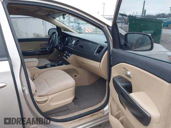2016 Kia Sedona LX with VIN KNDMB5C12G6087128, listed as a IAAI auction lot 41198283 with 145,944 mi miles. Bid and sale history available at carsss.com. Image 5.
