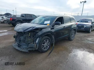 2017 Toyota Highlander XLE with VIN 5TDKZRFH9HS509478, listed as a IAAI auction lot 41448617 with 131,839 mi miles and . Bid and sale history available at DreamBid. Image 2.