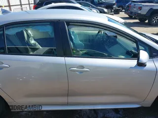 2025 Toyota Corolla LE with VIN 5YFB4MDE1SP266386, listed as a IAAI auction lot 41725262 with 1,472 mi miles. Bid and sale history available at carsss.com. Image 13.