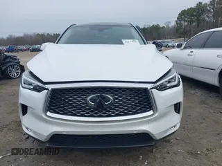 2023 Infiniti QX50 Sensory z VIN 3PCAJ5EB1PF120667, wystawiony jako IAAI lot #41279045 z przebiegiem 9 132 mil mil oraz . Historia ofert i sprzedaży dostępna na DreamBid. Obrazek 12.