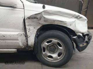 2002 Suzuki Grand Vitara JLX z VIN JS3TD62V824156720, wystawiony jako IAAI lot #42058409 z przebiegiem Nie podano mil oraz . Historia ofert i sprzedaży dostępna na DreamBid. Obrazek 6.