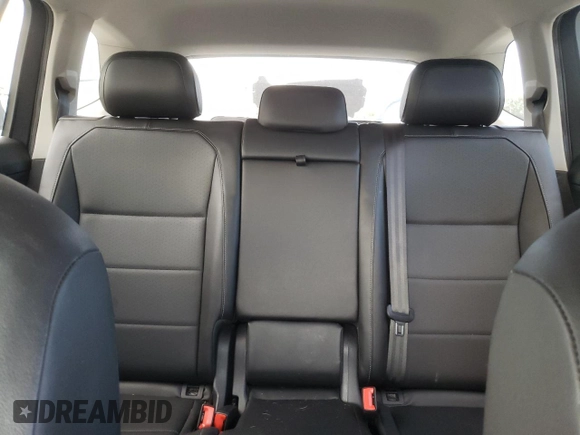 2018 Volkswagen Tiguan SEL with VIN 3VV3B7AX5JM125247, listed as a Copart auction lot 61404605 with 96,748 mi miles and Salvage title. Bid and sale history available at DreamBid. Image 10.