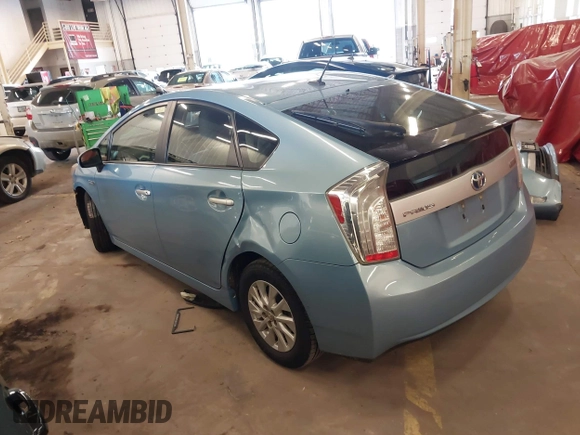 2013 Toyota Prius with VIN JTDKN3DP6D3036427, listed as a IAAI auction lot 41883540 with 173,781 mi miles and . Bid and sale history available at DreamBid. Image 3.