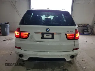 2011 BMW X5 35d z VIN 5UXZW0C56BL370849, wystawiony jako Copart lot #58844845 z przebiegiem 134 854 mil mil oraz Czysty tytuł • Clean title. Historia ofert i sprzedaży dostępna na DreamBid. Obrazek 6.