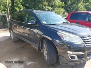 2015 Chevrolet Traverse LT z VIN 1GNKRHKD3FJ299202, wystawiony jako IAAI lot #42510371 z przebiegiem Nie podano mil oraz . Historia ofert i sprzedaży dostępna na DreamBid. Obrazek 13.