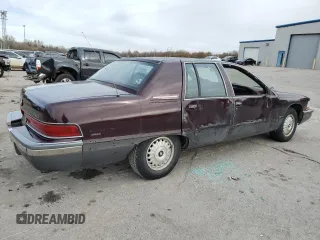 1993 Buick Roadmaster Ltd with VIN 1G4BT5375PR407710, listed as a Copart auction lot 82696974 with 130,141 mi miles and Salvage Title. Bid and sale history available at DreamBid. Image 3.
