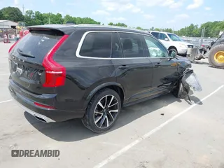 2021 Volvo XC90 Momentum z VIN YV4A22PK3M1717880, wystawiony jako IAAI lot #42156518 z przebiegiem 38 857 mil mil oraz . Historia ofert i sprzedaży dostępna na DreamBid. Obrazek 4.