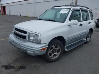 2001 Chevrolet Tracker LT with VIN 2CNBE634716940361, listed as a IAAI auction lot 42518865 with 142,369 mi miles and . Bid and sale history available at DreamBid. Image 2.
