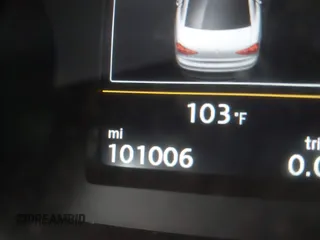 2019 Volkswagen Passat 2.0T Wolfsburg Edition with VIN 1VWLA7A30KC009646, listed as a IAAI auction lot 39842320 with 101,006 mi miles. Bid and sale history available at carsss.com. Image 16.
