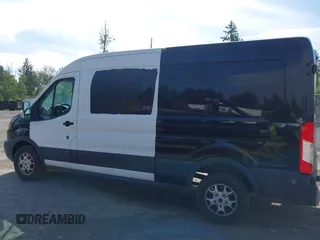 2015 Ford Transit Cargo z VIN 1FTYR2CMXFKB28360, wystawiony jako IAAI lot #42312402 z przebiegiem 126 228 mil mil oraz . Historia ofert i sprzedaży dostępna na DreamBid. Obrazek 14.