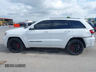 2017 Jeep Grand Cherokee Altitude с VIN 1C4RJFAG4HC864739, выставлен на аукционе IAAI как лот 42525748 с пробегом 159 388 миль миль и . История ставок и продаж доступна на DreamBid. Изображение 15.