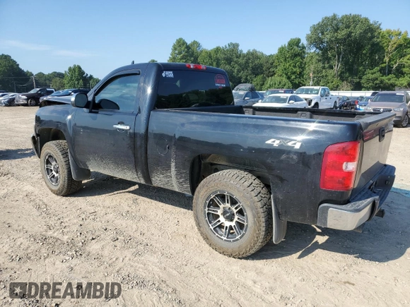 2012 Chevrolet Silverado 1500 LT with VIN 1GCNKSE05CZ189703, listed as a Copart auction lot 68562124 with 130,836 mi miles and Salvage Title. Bid and sale history available at carsss.com. Image 2.