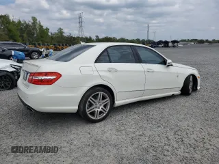 2010 Mercedes-Benz E 550 Luxury with VIN WDDHF7CB3AA134560, listed as a Copart auction lot 48516615 with 165,533 mi miles and Salvage Title. Bid and sale history available at DreamBid. Image 3.