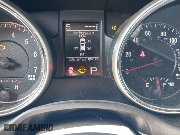 2011 Jeep Grand Cherokee Limited with VIN 1J4RR5GT5BC547075, listed as a IAAI auction lot 42621058 with 235,176 mi miles and . Bid and sale history available at DreamBid. Image 7.