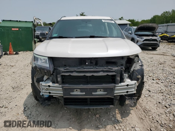 2019 Ford Explorer XLT z VIN 1FM5K8D89KGA99924, wystawiony jako Copart lot #59659405 z przebiegiem 124 613 mil mil oraz Szkoda całkowita • Salvage title. Historia ofert i sprzedaży dostępna na DreamBid. Obrazek 5.