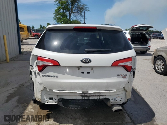 2014 Kia Sorento SX z VIN 5XYKW4A73EG459387, wystawiony jako Copart lot #56568634 z przebiegiem 145 151 mil mil oraz Szkoda całkowita • Salvage title. Historia ofert i sprzedaży dostępna na DreamBid. Obrazek 6.