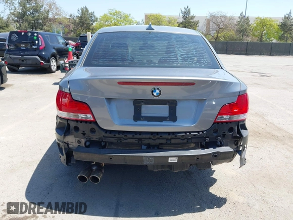 2011 BMW 1 Series 128i z VIN WBAUP9C58BVL89949, wystawiony jako IAAI lot #42086813 z przebiegiem 115 723 mil mil oraz . Historia ofert i sprzedaży dostępna na DreamBid. Obrazek 16.