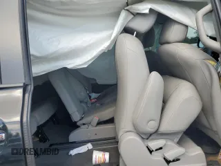 2017 Toyota Sienna XLE Auto Access Seat with VIN 5TDYZ3DC3HS782169, listed as a Copart auction lot 57553375 with 133,679 mi miles and Salvage title. Bid and sale history available at DreamBid. Image 11.