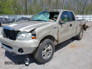 2008 Ford F-150 STX с VIN 1FTRX14W58FC30245, выставлен на аукционе IAAI как лот 42198644 с пробегом Не указан миль и . История ставок и продаж доступна на DreamBid. Изображение 16.