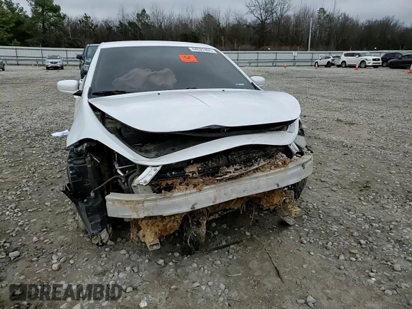 2016 Dodge Dart SXT with VIN 1C3CDFBB3GD750499, listed as a Copart auction lot 44027405 with Not Provided miles and Salvage Title. Bid and sale history available at carsss.com. Image 11.