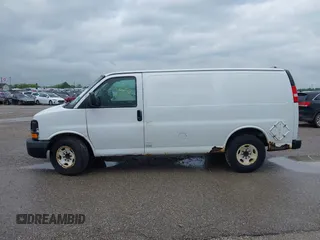2012 GMC Savana Cargo z VIN 1GTW7FCA3C1186368, wystawiony jako IAAI lot #42127175 z przebiegiem 512 034 mil mil oraz . Historia ofert i sprzedaży dostępna na DreamBid. Obrazek 14.