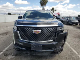 2022 Cadillac Escalade z VIN 1GYS3KKL1NR278826, wystawiony jako Copart lot #45399494 z przebiegiem 62 268 mil mil oraz Szkoda całkowita • Salvage title. Historia ofert i sprzedaży dostępna na DreamBid. Obrazek 5.