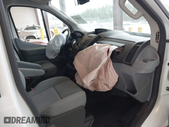 2015 Ford Transit Cargo с VIN 1FTNE1YM3FKB29769, выставлен на аукционе IAAI как лот 42488595 с пробегом 200 303 миль миль и . История ставок и продаж доступна на DreamBid. Изображение 5.