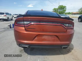 2020 Dodge Charger SXT z VIN 2C3CDXBGXLH195677, wystawiony jako Copart lot #54227195 z przebiegiem 34 336 mil mil oraz Szkoda całkowita • Salvage title. Historia ofert i sprzedaży dostępna na DreamBid. Obrazek 6.