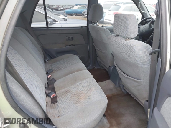 2000 Toyota 4Runner SR5 with VIN JT3GN86R0Y0159931, listed as a IAAI auction lot 40493131 with 200,277 mi miles and . Bid and sale history available at DreamBid. Image 8.