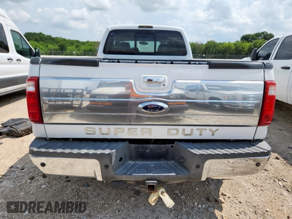 2008 Ford F-350 XL with VIN 1FTWW33RX8ED06500, listed as a Copart auction lot 64253995 with 180,425 mi miles and Clean title. Bid and sale history available at DreamBid. Image 6.
