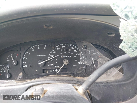 2000 Ford Ranger XL with VIN 1FTZR15V8YPB56331, listed as a IAAI auction lot 42072088 with 106,999 mi miles. Bid and sale history available at carsss.com. Image 7.